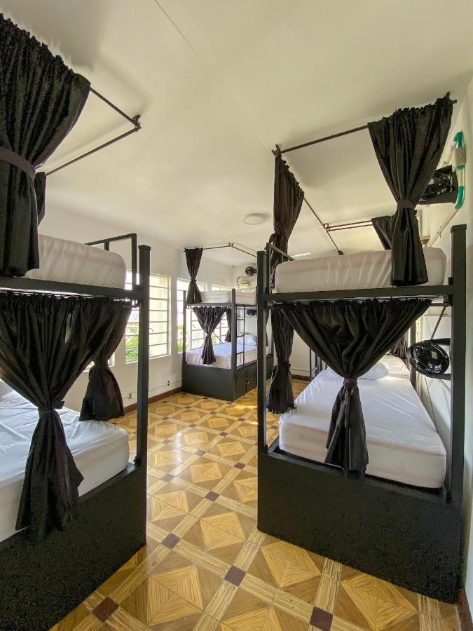 La Palmera Hostel Cali Εξωτερικό φωτογραφία