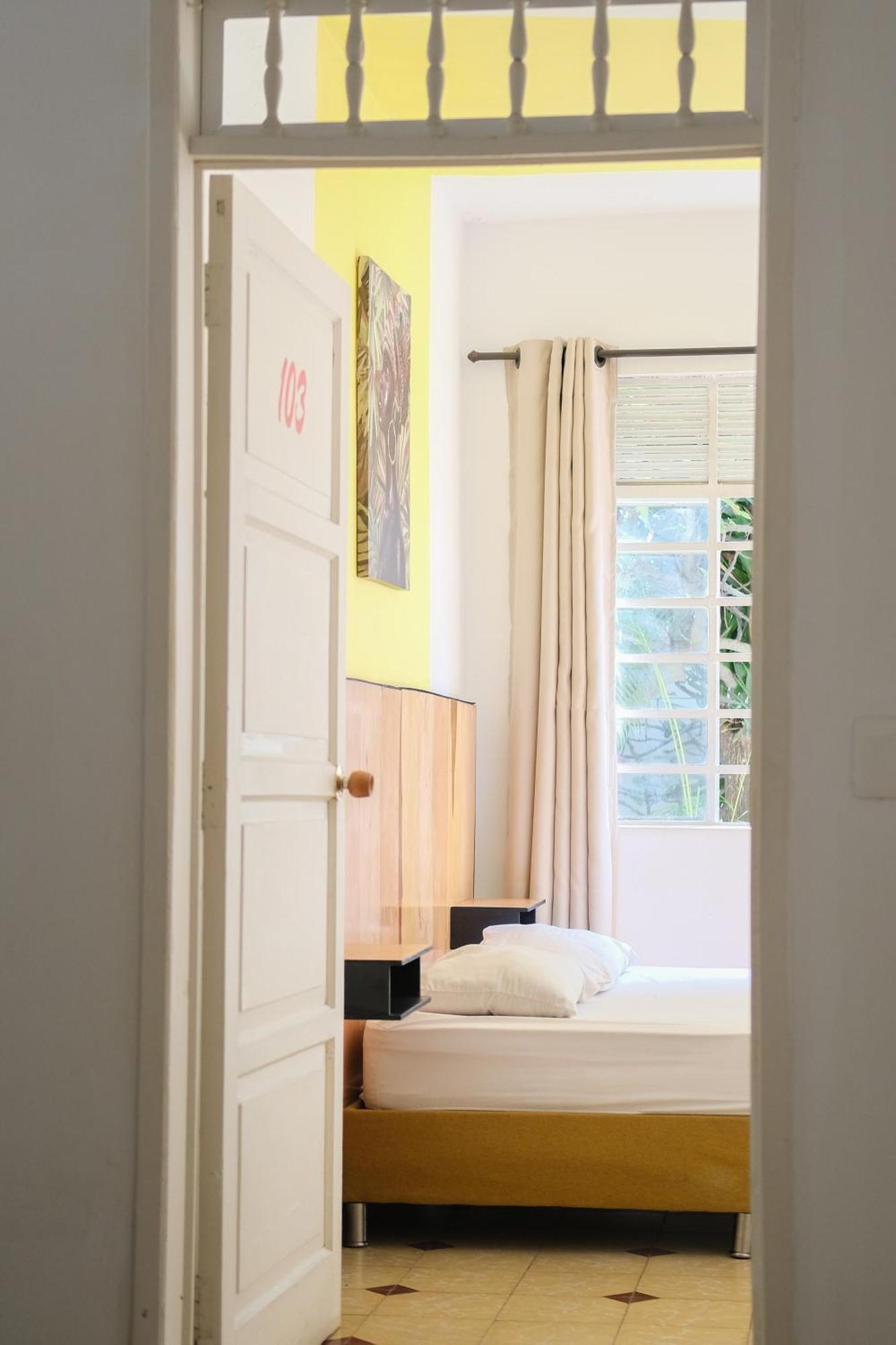 La Palmera Hostel Cali Εξωτερικό φωτογραφία