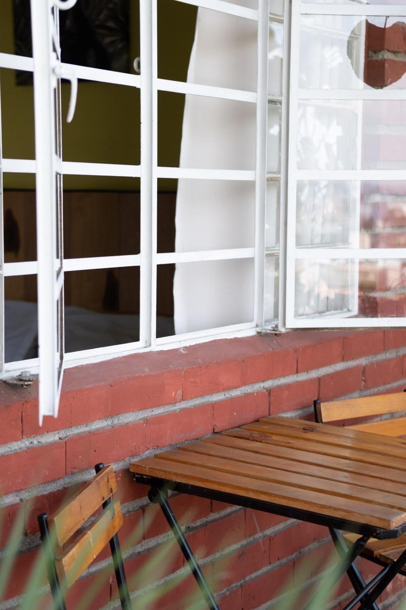 La Palmera Hostel Cali Εξωτερικό φωτογραφία